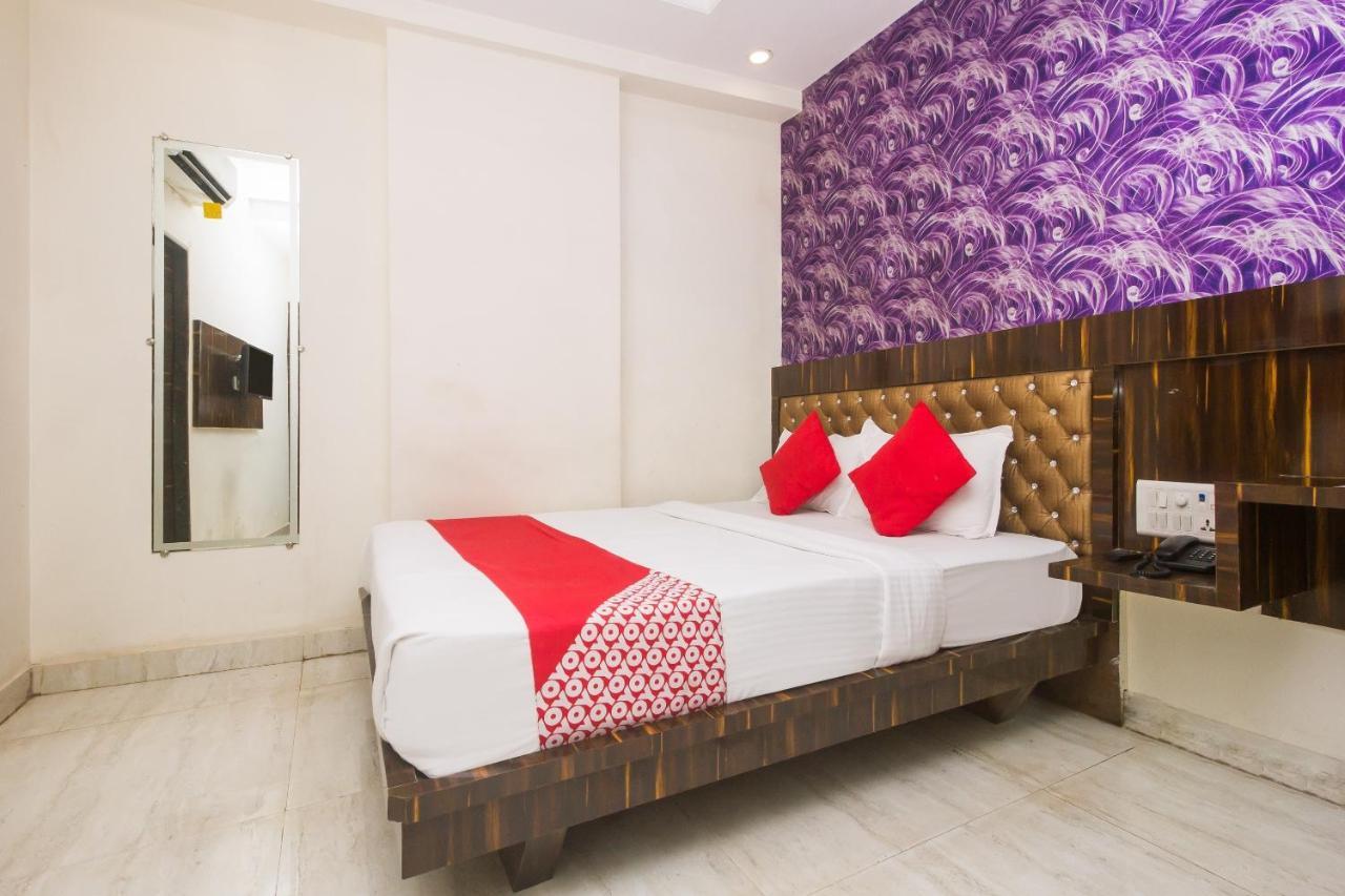 Capital O Hotel Pearl Near Us Embassy Mumbai Exteriör bild